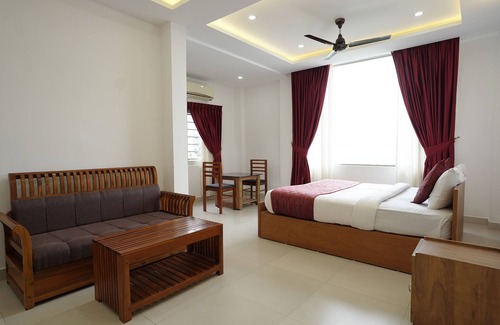 Parassinikadavu Hotel | Parassini Tourist Home