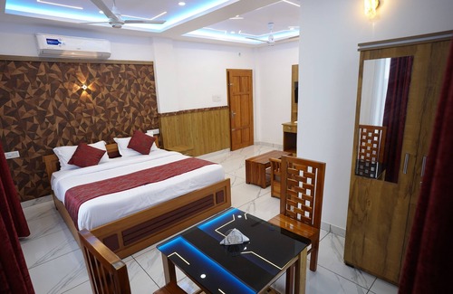 Parassinikadavu Hotel | Parassini Tourist Home