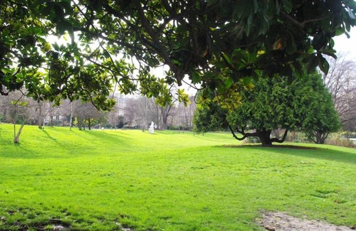 8th Arrondissement Apartment | Parc MonceauTypical Parisian Apartment