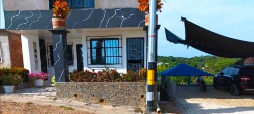 Puerto Triunfo House | Parcela - Casa del árbol