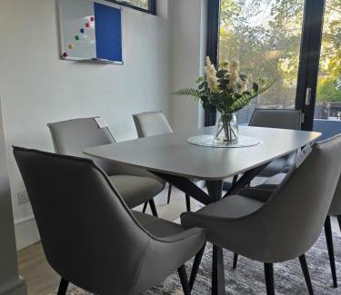 Thornton Heath House | Parchmore House