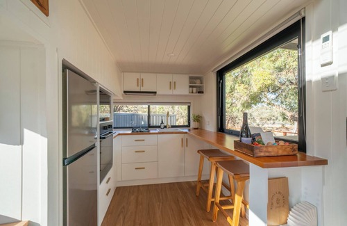 Overland Corner House | Parcoola Retreats, secluded riverside escape
