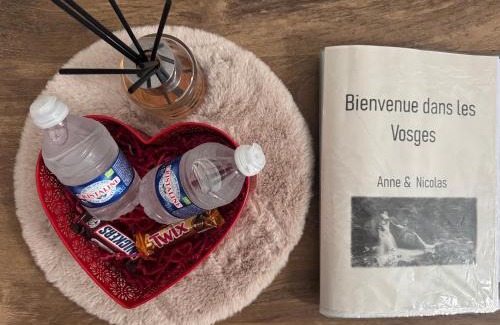 Deyvillers Apartment | Parenthèse romantique avec spa privatif
