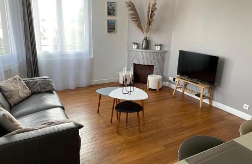 Clamart Apartment | Parfait pour visiter ou travailler près de Paris - Makalu