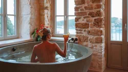 Parga Hotel | Pargas Distillery Suites
