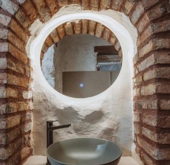 Parga Hotel | Pargas Distillery Suites