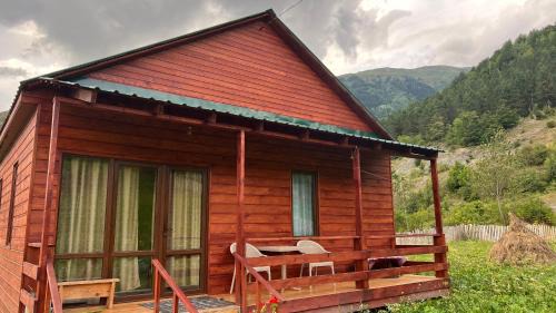 Mestia Apartment | Pari Paradise