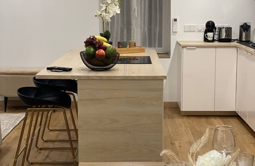 Riom House | Parifou Air-conditioned cosy house with play area for families