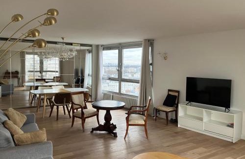 Puteaux Apartment | Paris à 10 mn en métro Appt 1 ch, parking, Balcon