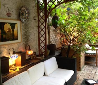 Flandres Apartment | Paris Central Design Jardin & Terrasse privé