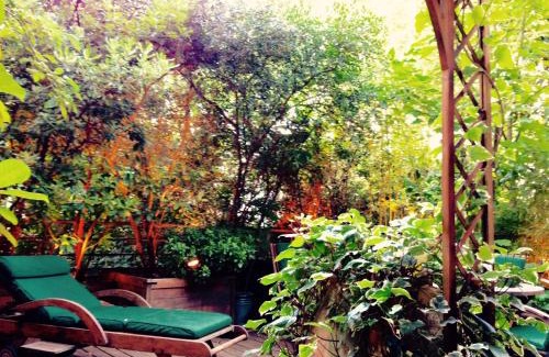 Flandres Apartment | Paris Central Design Jardin & Terrasse privé