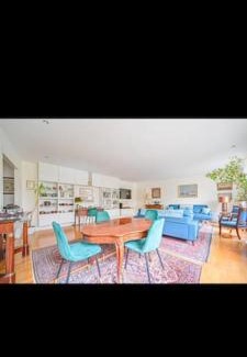 16th Arrondissement Apartment | Paris chic Trocadero