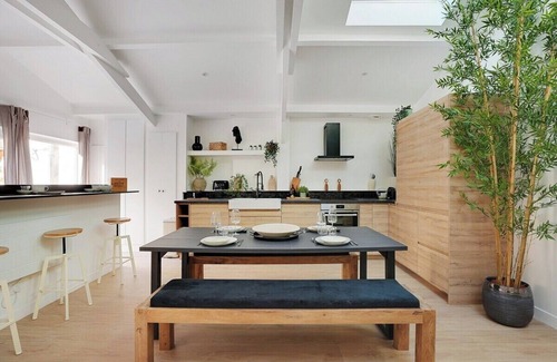 Malakoff Apartment | Paris Expo - Charming Loft at the Gates of Paris