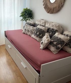 Montrouge Apartment | PARIS-MONTROUGE Magnifique appartement 3 pièces de 75m2 avec PARKING - très cosy pour 1 - 8 personnes refait à NEUF -ENTIRE APARTMENT LUXURIOUS AND WARM -Montrouge Paris 14ème - Proche Aéroport Orly Parc Expositions Porte de Versailles FREE WIFI GRATUIT