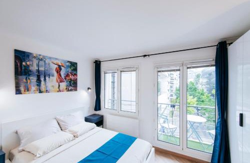 Issy-les-Moulineaux Apartment | Paris Porte de Versailles - ISSYHOST