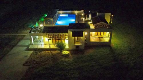 Troulos Villa | Parissis Eden Villas Skiathos