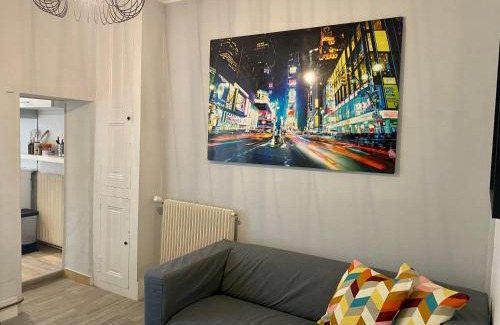 Chateaudun-Bannier Apartment | Park Avenue