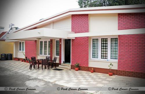 Attadi House | Park corner Home stay