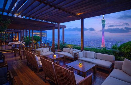 Zhujiang New Town Hotel | Park Hyatt Guangzhou - Free Shuttle Bus to Canton Fair Complex During Canton Fair Period