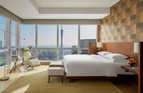 Zhujiang New Town Hotel | Park Hyatt Guangzhou - Free Shuttle Bus to Canton Fair Complex During Canton Fair Period