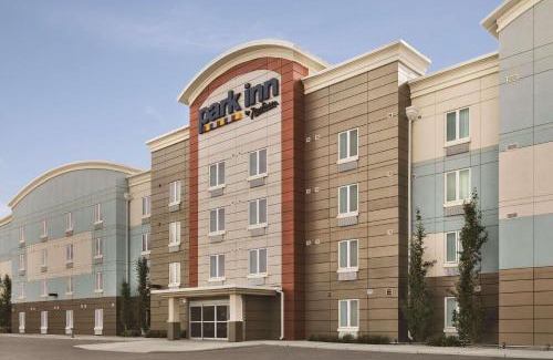 Calgary Hotel | Park Inn by Radisson, Calgary Airport North, AB