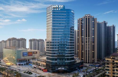 Nanchong Hotel | Park Inn by Radisson Nanchong Yilong Star City Plaza