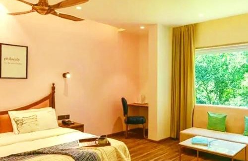 Pachmarhi Hotel | Park inn