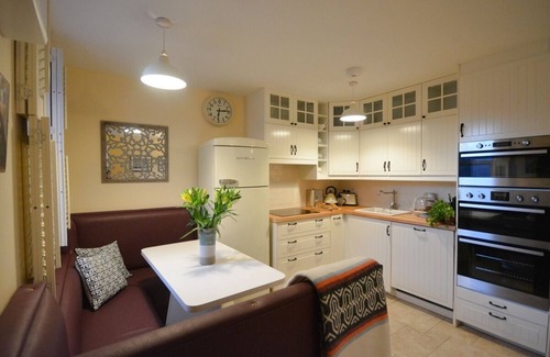 Dingle House | Park Lane 3 bedroom house VRBO