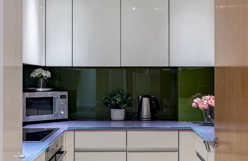 Knightsbridge Apartment | Park Lane 4-bed Huge Designer pad