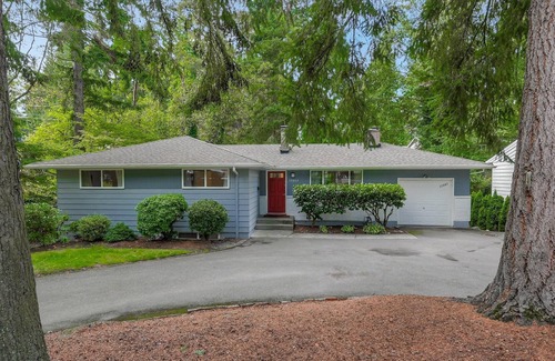 North City House | Park Like Setting 3 Bedroom Duplex