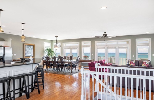 Emerald Isle House | Park Place, Oceanfront House in Emerald Isle, NC!