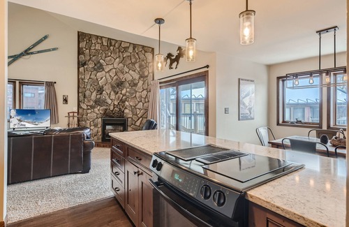 Historic District Condo | Park Place Peak 9 Condo: Ski In, Stroll To Shuttle