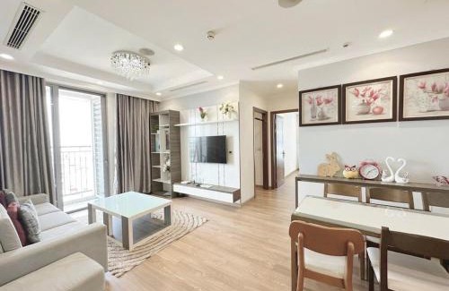 Hai Ba Trung Apartment | Park Premium Time Beautiful Corner Unit