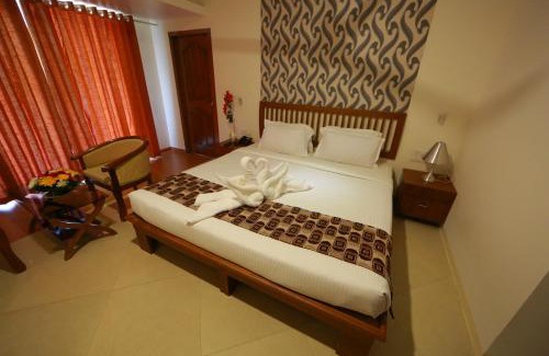 Alwaye Hotel | Park regency