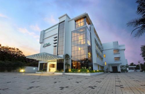 Adur Hotel | Park Residency Adoor