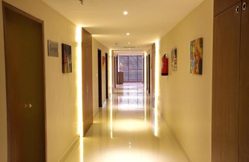 Adur Hotel | Park Residency Adoor
