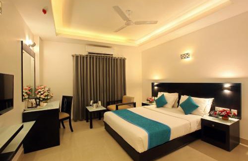 Ramanattukara Hotel | Park Residency Airport Road