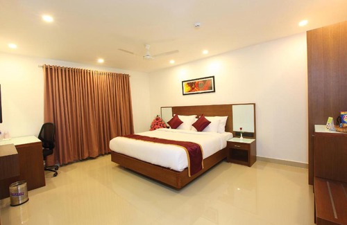 Aranmula Hotel | Park Residency Kozhencherry