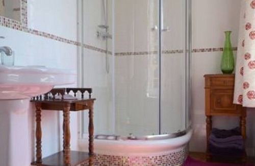 Toeufles House | Park Room at the Manor of Chaussoy .... Romantic atmosphere