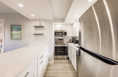 Park Shore Condo | Park Shore Resort Remodeled Deluxe Condo 2nd Floor