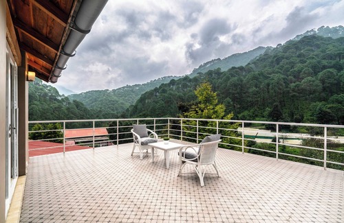 Bhimtal Villa | Park Valley by Ebony Stays – Spacious 6BHK Villa in Bhimtal with Garden Views
