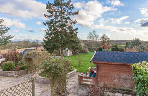 Lydiard Millicent Apartment | Park View Studio - Lydiard Millicent Swindon Wiltshire