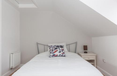 Lydiard Millicent Apartment | Park View Studio - Lydiard Millicent Swindon Wiltshire