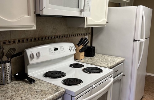 Houston House | Park View, Warm and Cozy Townhome