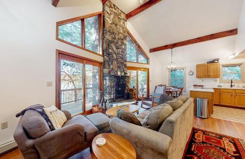 Casco House | Parker Pond's Perch
