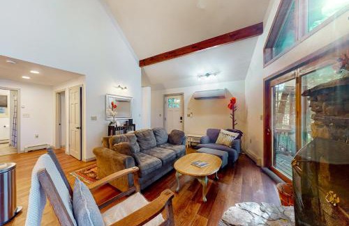 Casco House | Parker Pond's Perch