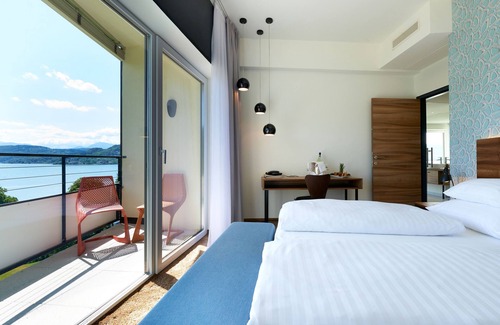 Poertschach am Woerthersee Hotel | Parkhotel Pörtschach - Das Hotelresort mit Insellage am Wörthersee