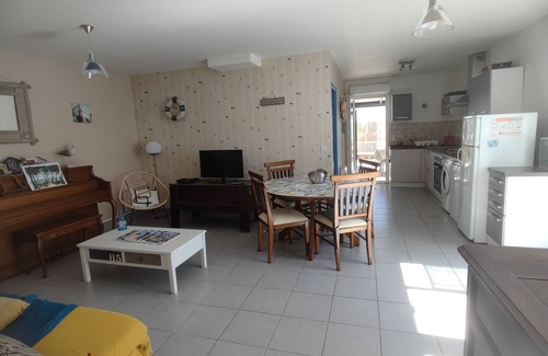 Saint-Georges-d'Oleron House | Parking and private terrace 300m from the village and 900m from the beach