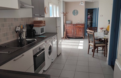 Saint-Georges-d'Oleron House | Parking and private terrace 300m from the village and 900m from the beach
