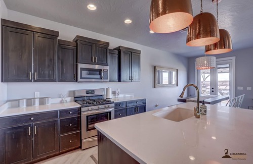 St. George House | Parking galore, quiet & bonus- electrical RV hookup!